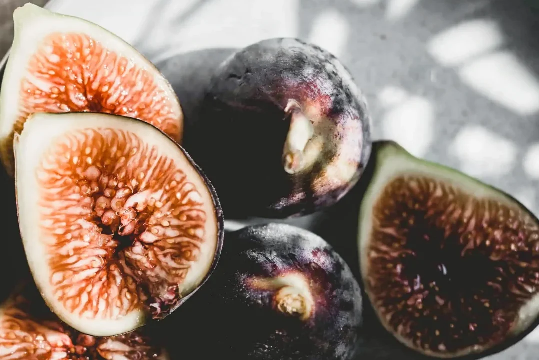 Fresh Provençal figs in sunlight prepared by villa chef in France